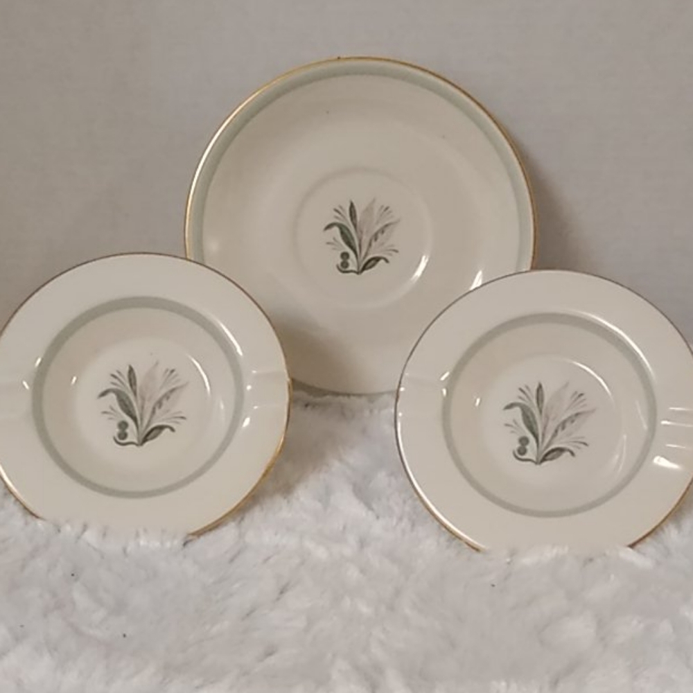 Pickard China Fantasy Saucer and Ashtrays 1069 USA
